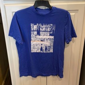 Reebok graphic t-shirt size Large